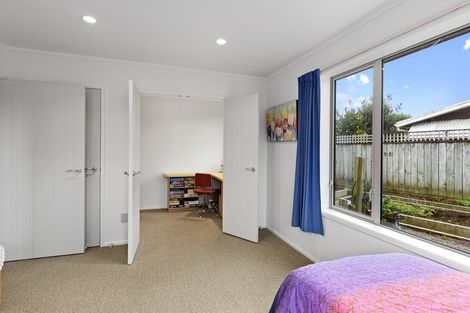 Photo of property in 5 Corfe Castle Lane, Levin, 5510