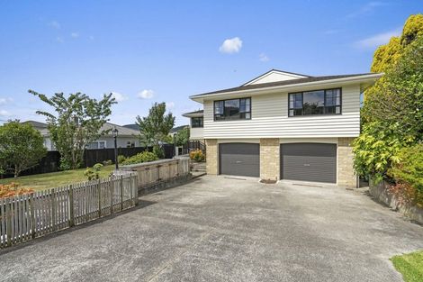Photo of property in 25 Ngatitoa Street, Tawa, Wellington, 5028