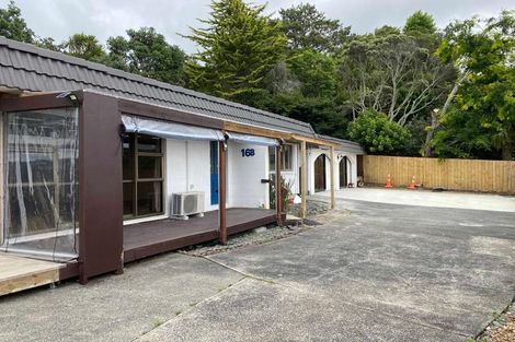 Photo of property in 2/16 Hollyhock Place, Browns Bay, Auckland, 0630