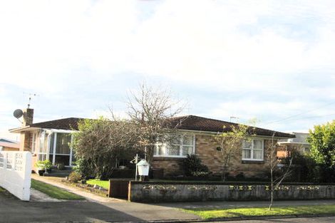 Photo of property in 30 Northolt Road, Fairview Downs, Hamilton, 3214