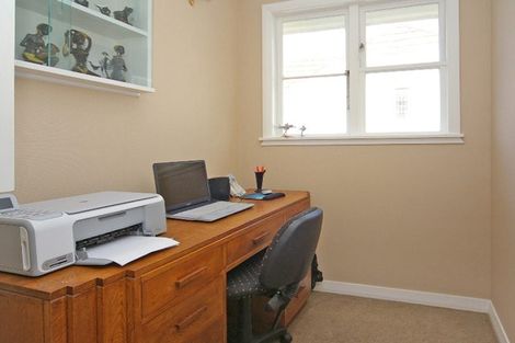 Photo of property in 32 Buckingham Street, Melrose, Wellington, 6023