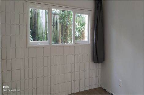 Photo of property in 75 Sunrise Avenue, Murrays Bay, Auckland, 0630