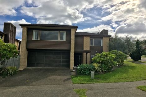Photo of property in 98 Cyril French Drive, Flat Bush, Auckland, 2016