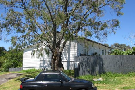 Photo of property in 17 Taurus Crescent, Beach Haven, Auckland, 0626