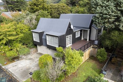 Photo of property in 21 Solander Place, Whitby, Porirua, 5024