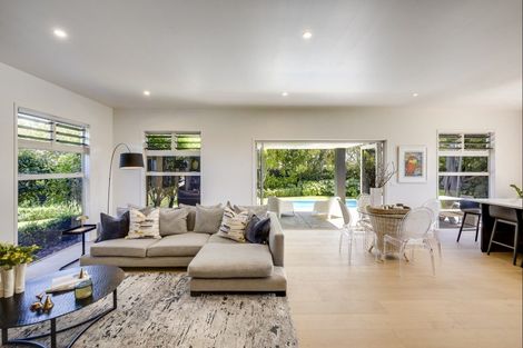 Photo of property in Stapleford Park, 153a Middle Road, Havelock North, 4130