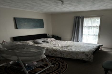 Photo of property in 1/9 Vina Place, Massey, Auckland, 0614