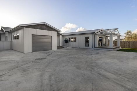 Photo of property in 37 Fairfield Road, Levin, 5510