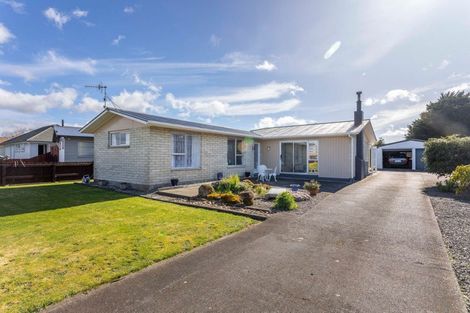 Photo of property in 32 Victor Street, Dannevirke, 4930