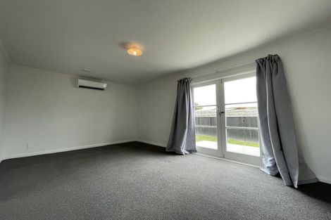 Photo of property in 5a Bradford Place, Awapuni, Palmerston North, 4412