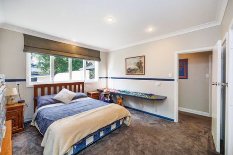 Photo of property in 43 Te Awe Awe Street, Hokowhitu, Palmerston North, 4410