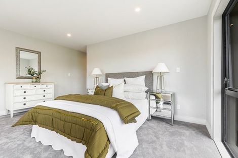 Photo of property in 17 Arawaru Avenue, Wainui, 0992