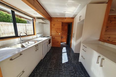 Photo of property in 2/73 Balmain Road, Birkenhead, Auckland, 0626