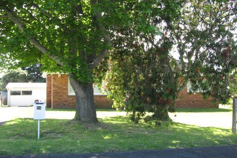 Photo of property in 4/56 Kiwi Esplanade, Mangere Bridge, Auckland, 2022