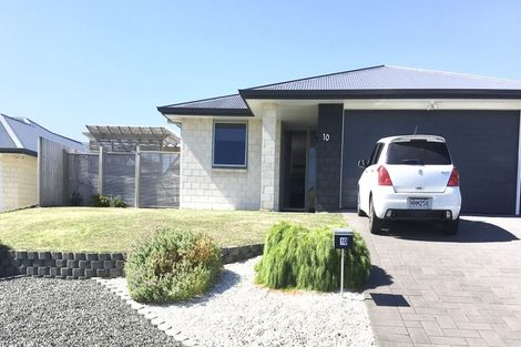 Photo of property in 10 Bryan Gallagher Place, Welcome Bay, Tauranga, 3175