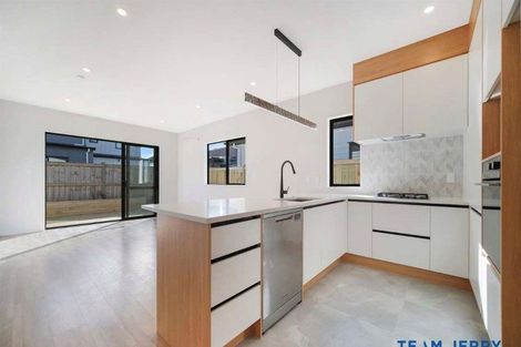 Photo of property in 17 Huringa Road, Karaka, Papakura, 2113