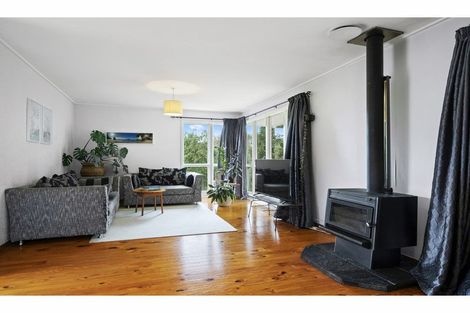 Photo of property in 38 Hamilton Drive, Waiuku, 2123