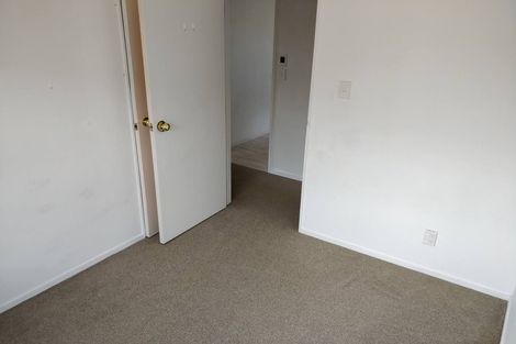 Photo of property in 3/16 Arahoe Road, New Lynn, Auckland, 0600