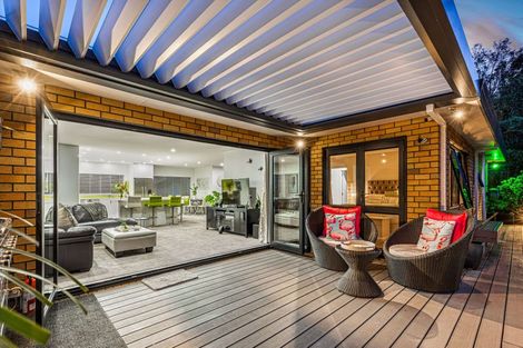 Photo of property in 36 Rhinevale Close, Henderson, Auckland, 0612