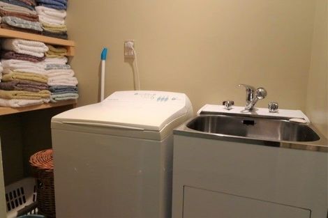 Photo of property in 1 Wilson Crescent, Karoro, Greymouth, 7805