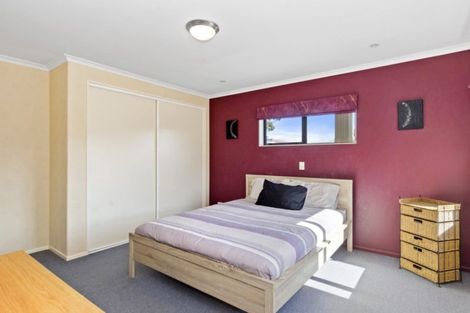 Photo of property in 34 Mcleod Place, Papamoa Beach, Papamoa, 3118