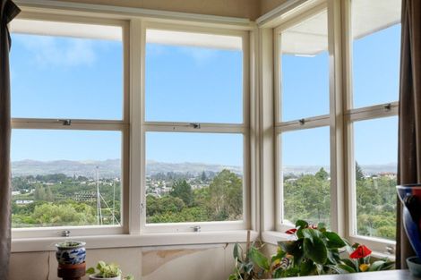 Photo of property in 9 Bell Street, Judea, Tauranga, 3110