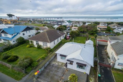 Photo of property in 25 Oram Avenue, New Brighton, Christchurch, 8061