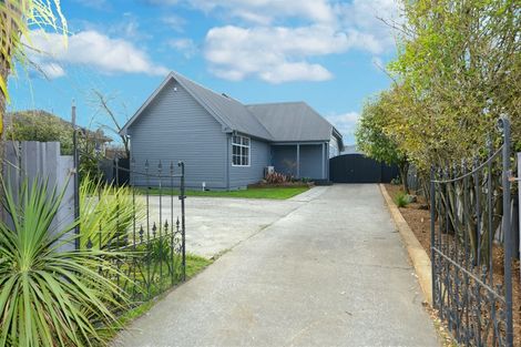 Photo of property in 62 Northcote Road, Northcote, Christchurch, 8052