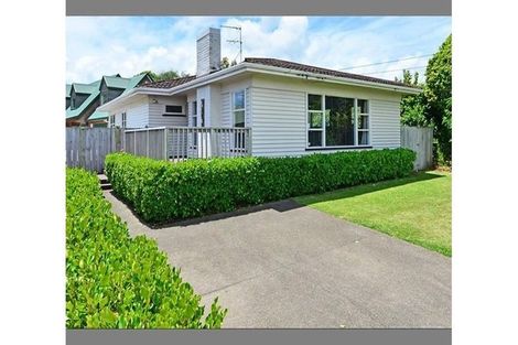Photo of property in 6 Gills Avenue, Papakura, 2110