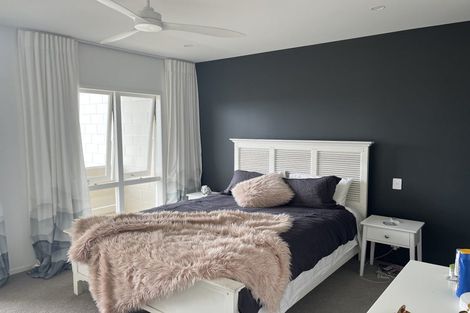 Photo of property in 2/40 Kitchener Road, Milford, Auckland, 0620