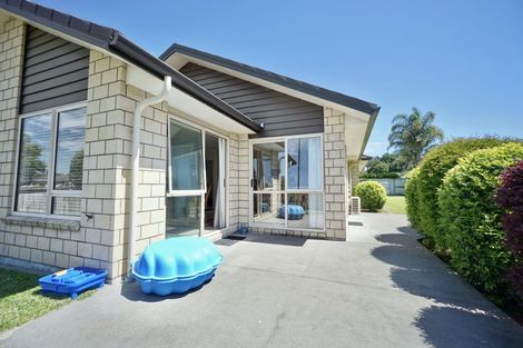 Photo of property in 8a Cannell Farm Drive, Te Puke, 3119