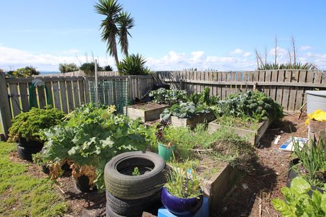 Photo of property in 5 Lake Road, Kaimaumau, Awanui, 0486