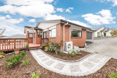 Photo of property in 59 South Kensington Way, Henderson, Auckland, 0612