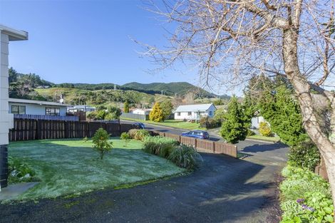 Photo of property in 12 Hookway Grove, Paraparaumu, 5032