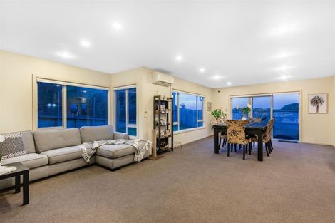 Photo of property in 30 Aotea Drive, Aotea, Porirua, 5024