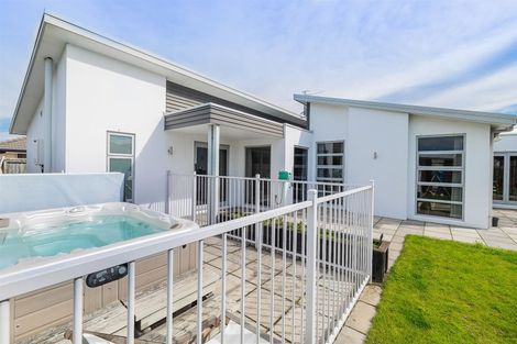 Photo of property in 3 Eaglesome Avenue, Aidanfield, Christchurch, 8025