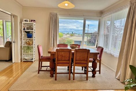 Photo of property in 40 Pemberton Crescent, Greerton, Tauranga, 3112