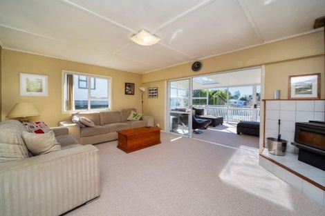 Photo of property in 7 Lambton Terrace, Welbourn, New Plymouth, 4312