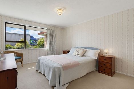 Photo of property in 19a Sheraton Place, Redwood, Christchurch, 8051