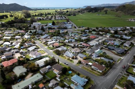 Photo of property in 2 Feary Crescent, Takaka, 7110
