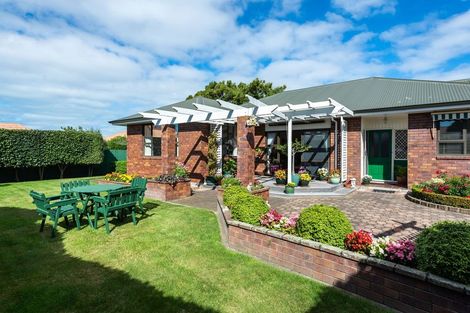 Photo of property in 64a Dallington Terrace, Dallington, Christchurch, 8061