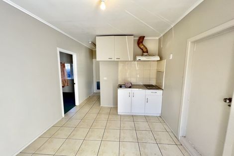 Photo of property in 1/16 Kenderdine Road, Papatoetoe, Auckland, 2025