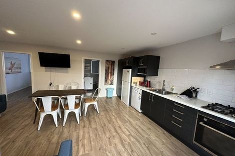 Photo of property in 2/4 Sydney Street, Hauraki, Auckland, 0622