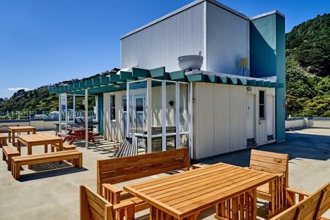 Photo of property in Jerningham Apartments, 20 Oriental Terrace, Oriental Bay, Wellington, 6011