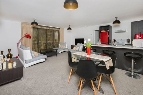 Photo of property in 12a June Place, Torbay, Auckland, 0630