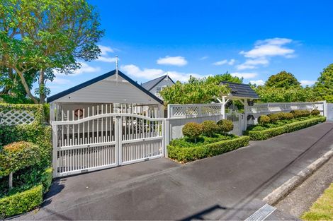 Photo of property in 3 Richmond Avenue, Northcote Point, Auckland, 0627