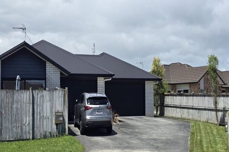 Photo of property in 28 Sirius Crescent, Rototuna North, Hamilton, 3210