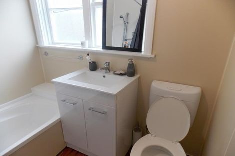 Photo of property in 18a Montgomery Avenue, Karori, Wellington, 6012