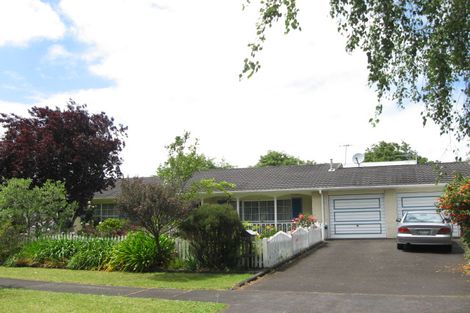 Photo of property in 1 Kamulla Court, Conifer Grove, Takanini, 2112