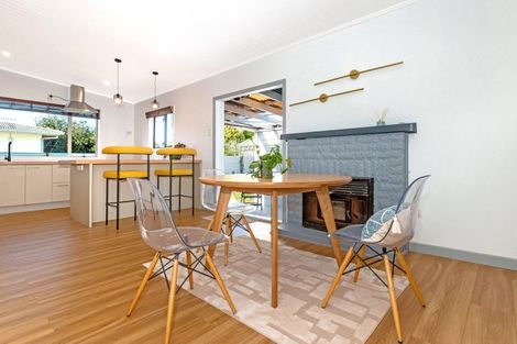 Photo of property in 8 Waverley Street, Elgin, Gisborne, 4010